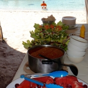 ES:IH food in tent beach 9x6